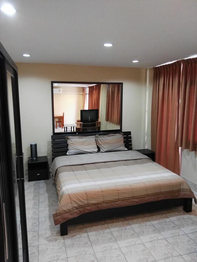 Jomtien Sunset Guesthouse Extérieur photo